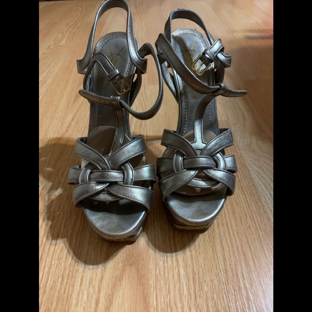 YSL Tribute heel sandals. Bronze color. Size 38.